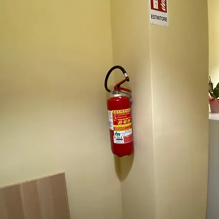 Alojamento de Acomodação e Pequeno-almoço Miro' 2*