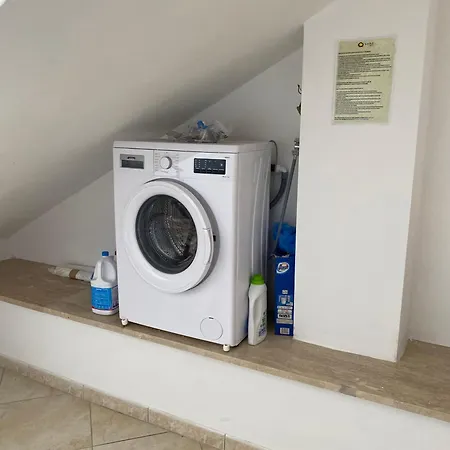 Alojamento de Acomodação e Pequeno-almoço Miro' 2*