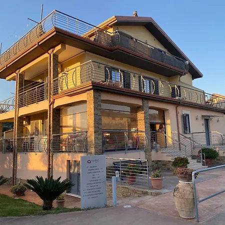 Bed & Breakfast Miro' 2*